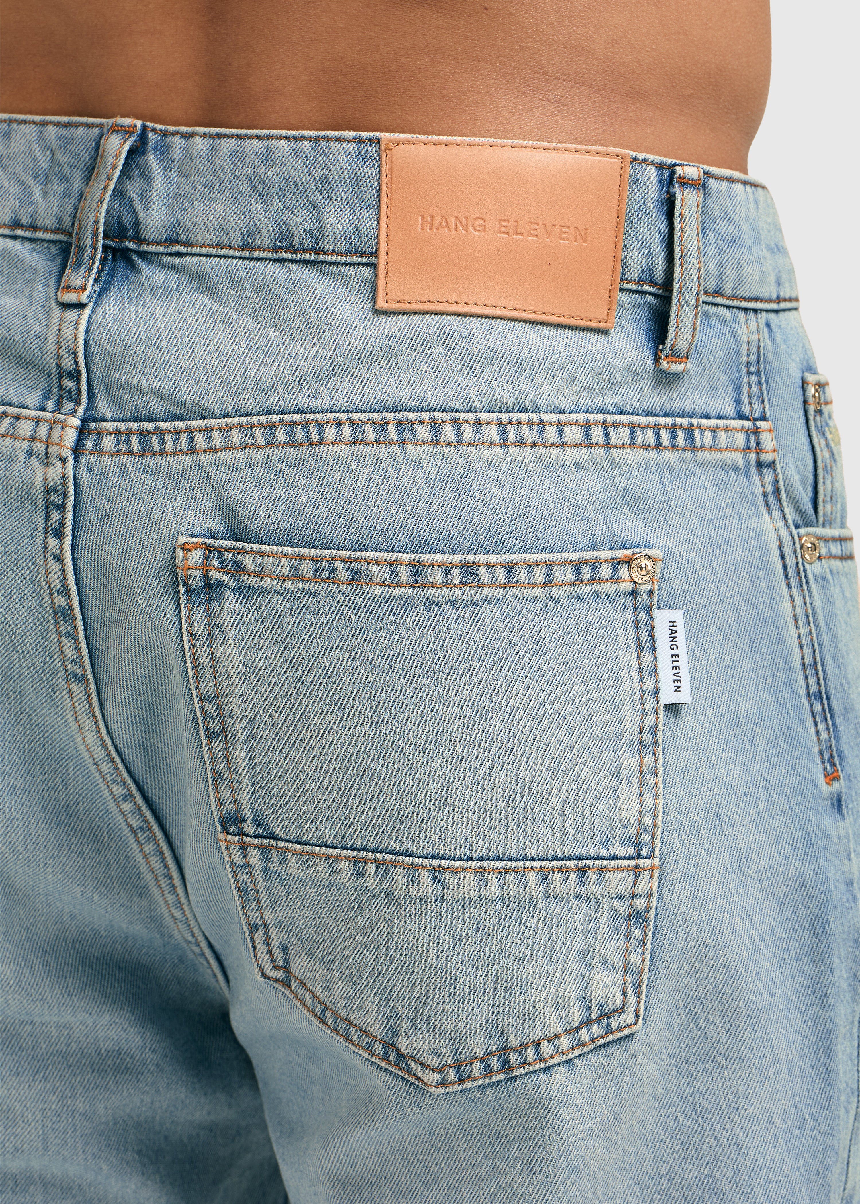 The Clean Straight Jeans - Blue Light