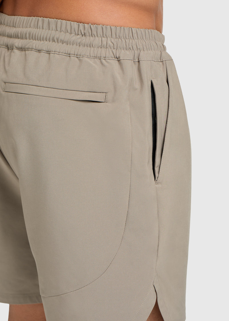 Active Performance Short - Dark Sand