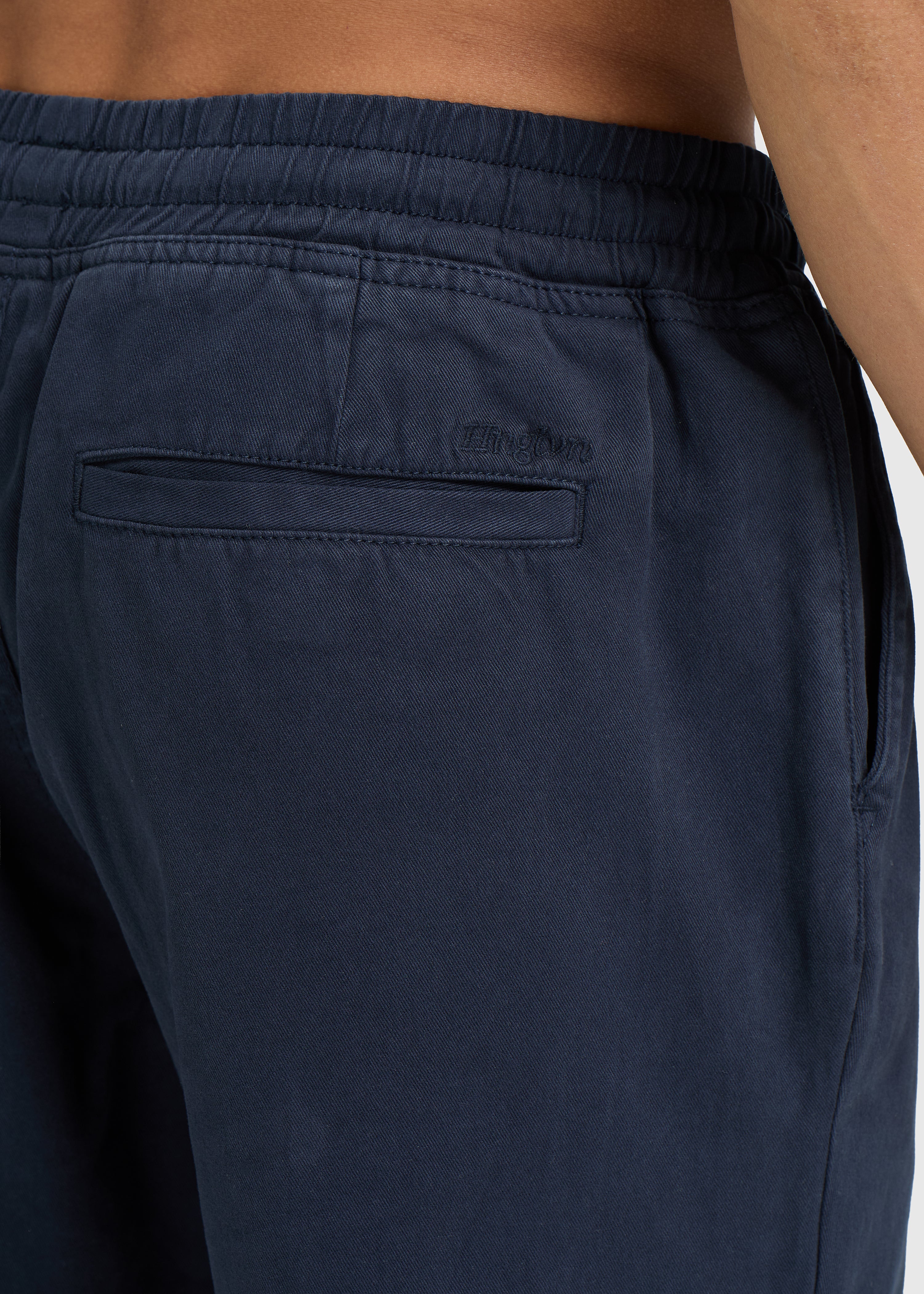 The Washed Chino - Navy Blue