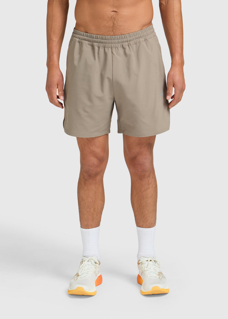 Active Performance Short - Dark Sand