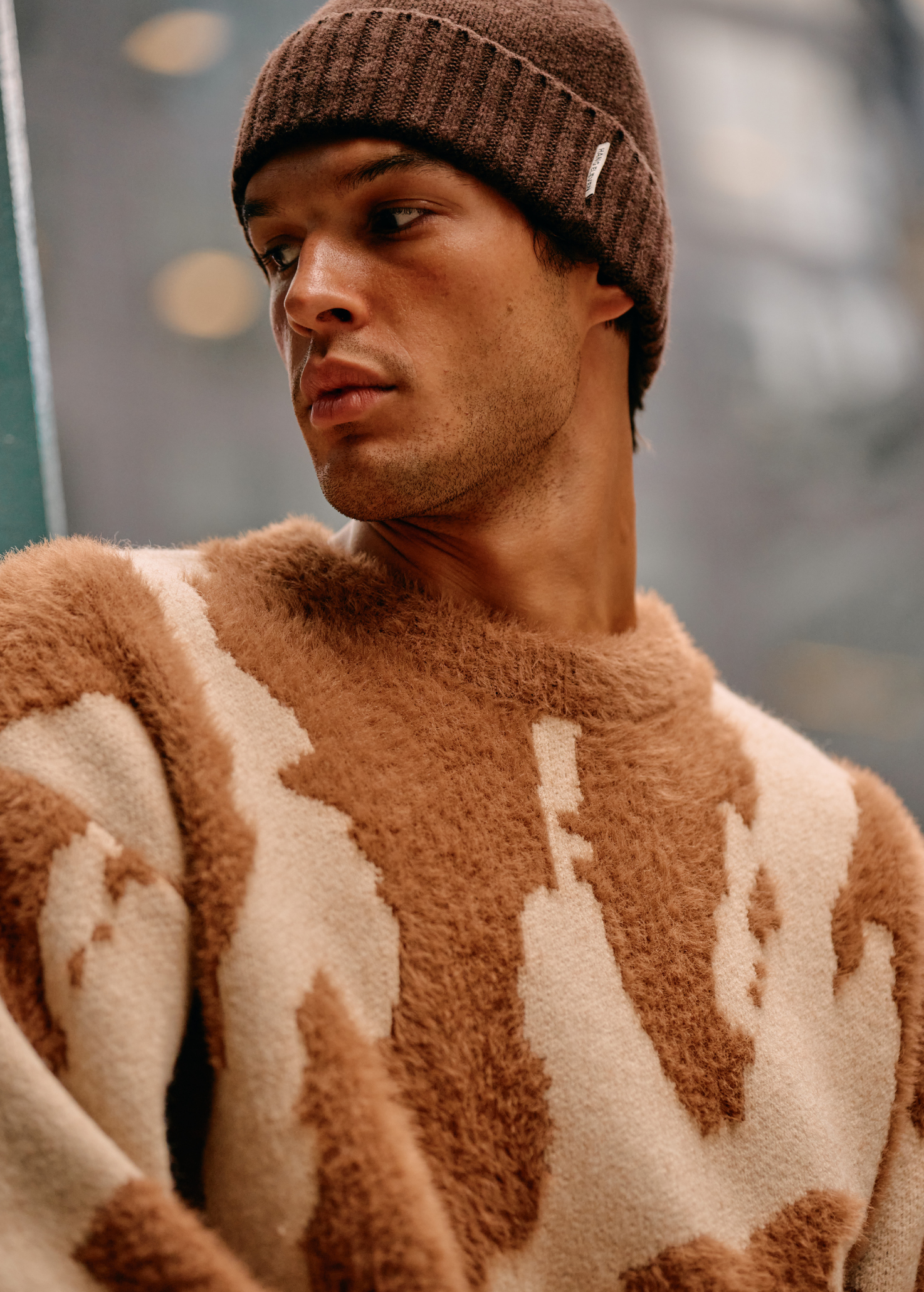Hairy Glacier Knit - Brown - Sand