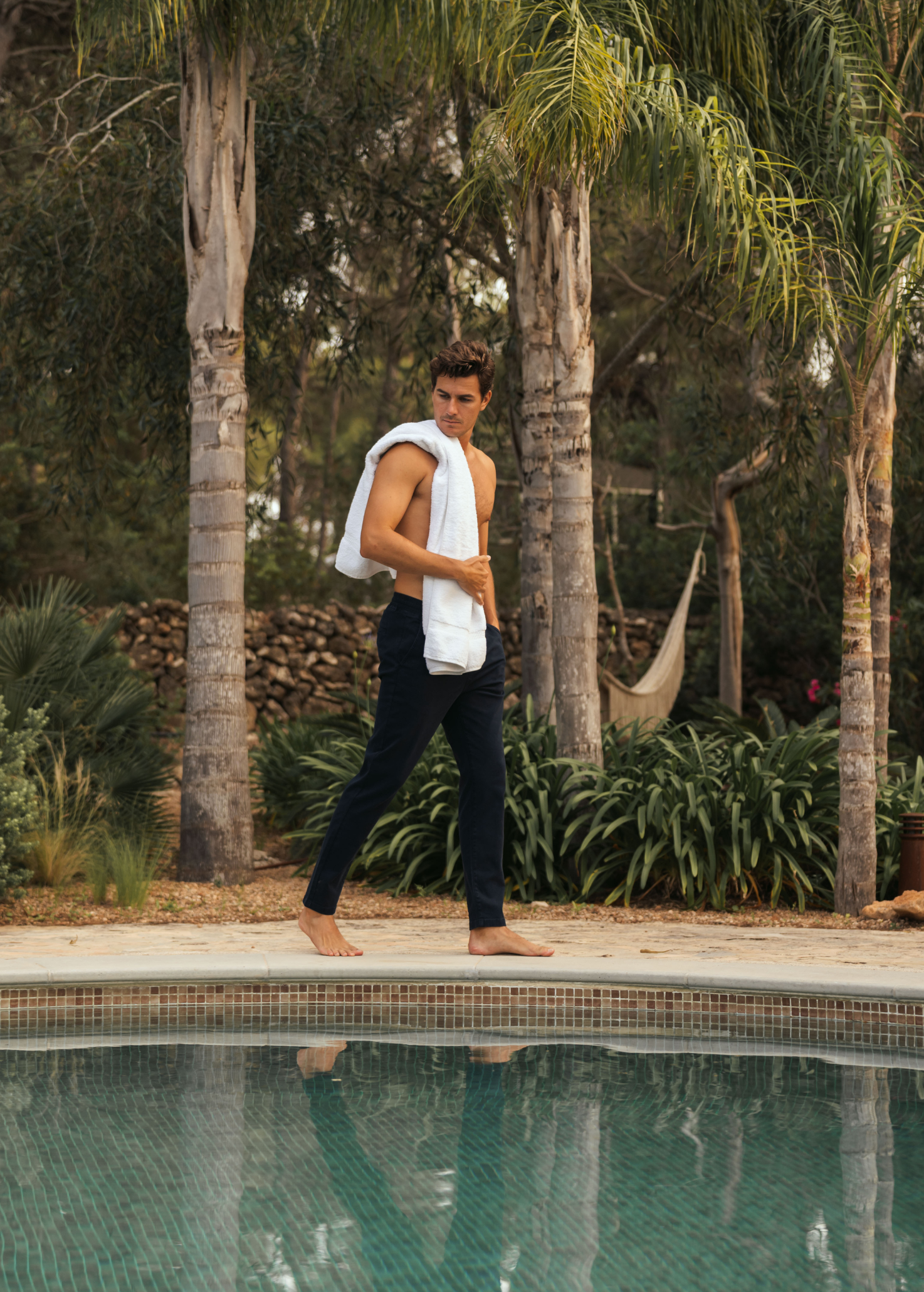 Washed Chino - Navy Blue