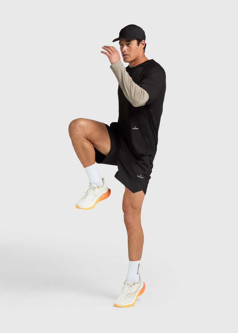 Active Performance Short - Off Black
