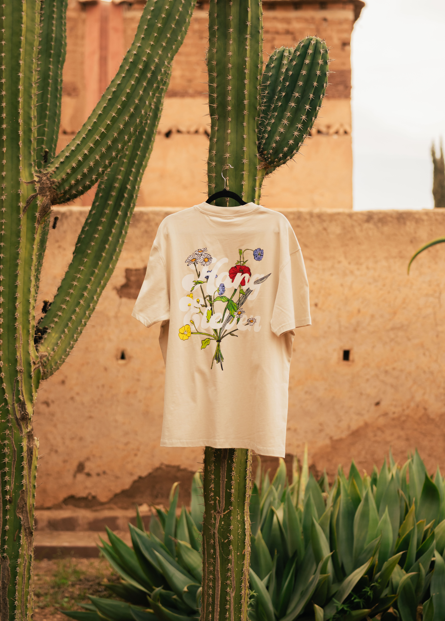 Bouquet Tee - White Sand