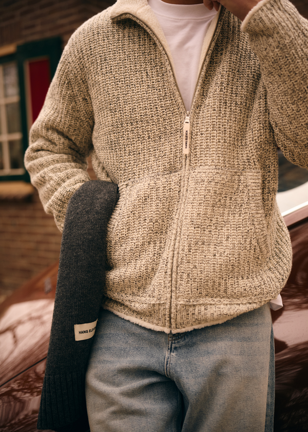 Heavy Knit Vest - Grey Melee