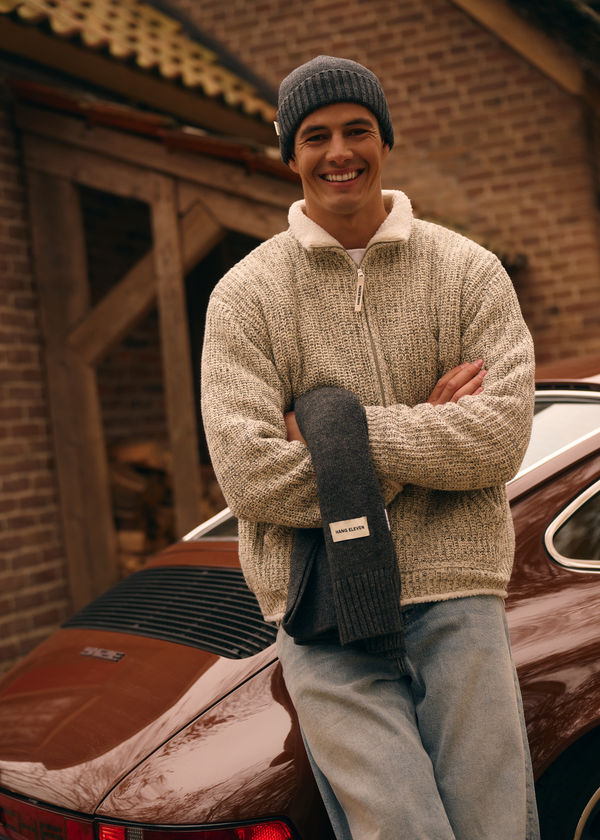 Heavy Knit Vest - Grey Melee