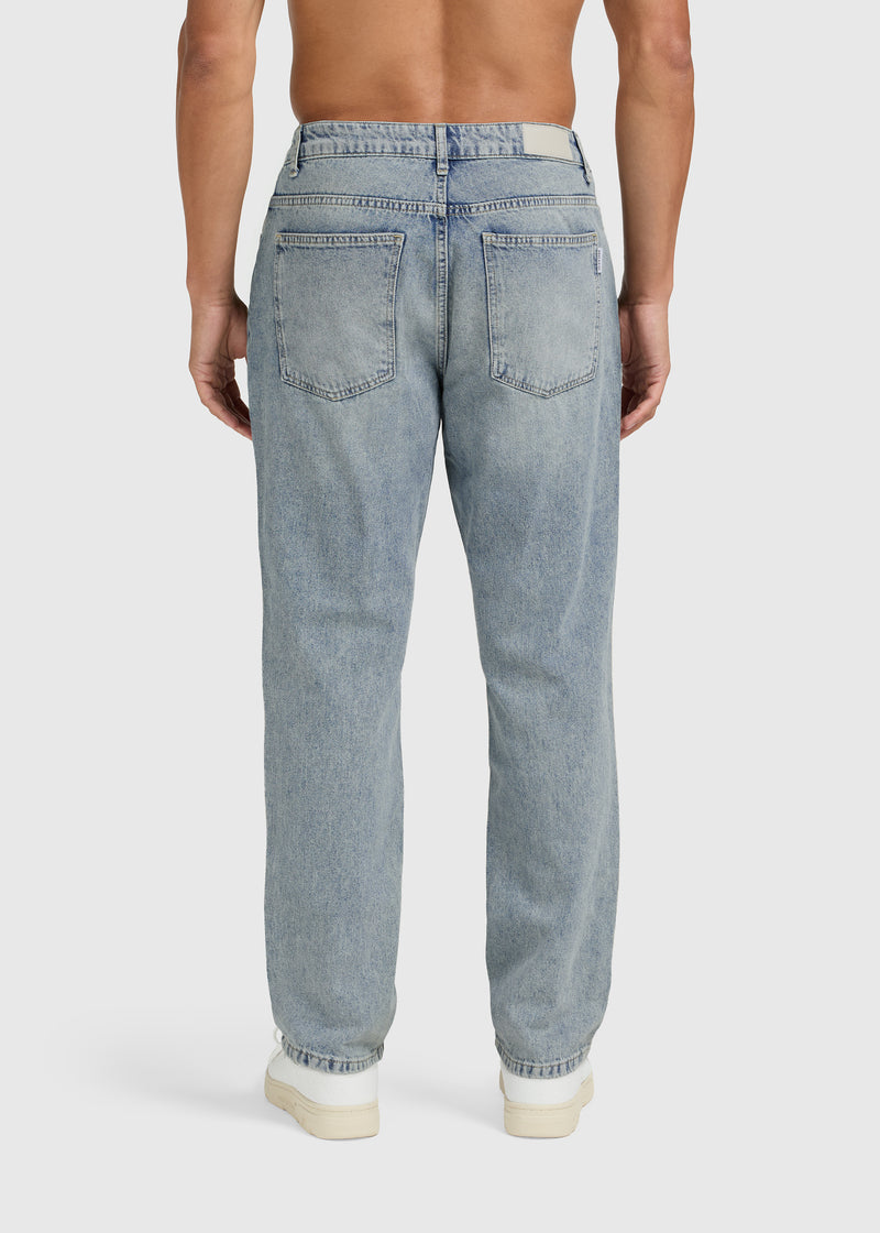 The Clean Straight Jeans - Pepper Blue
