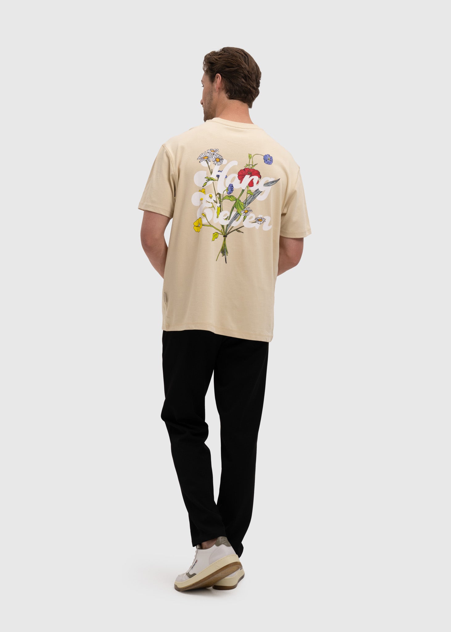 Bouquet Tee - White Sand