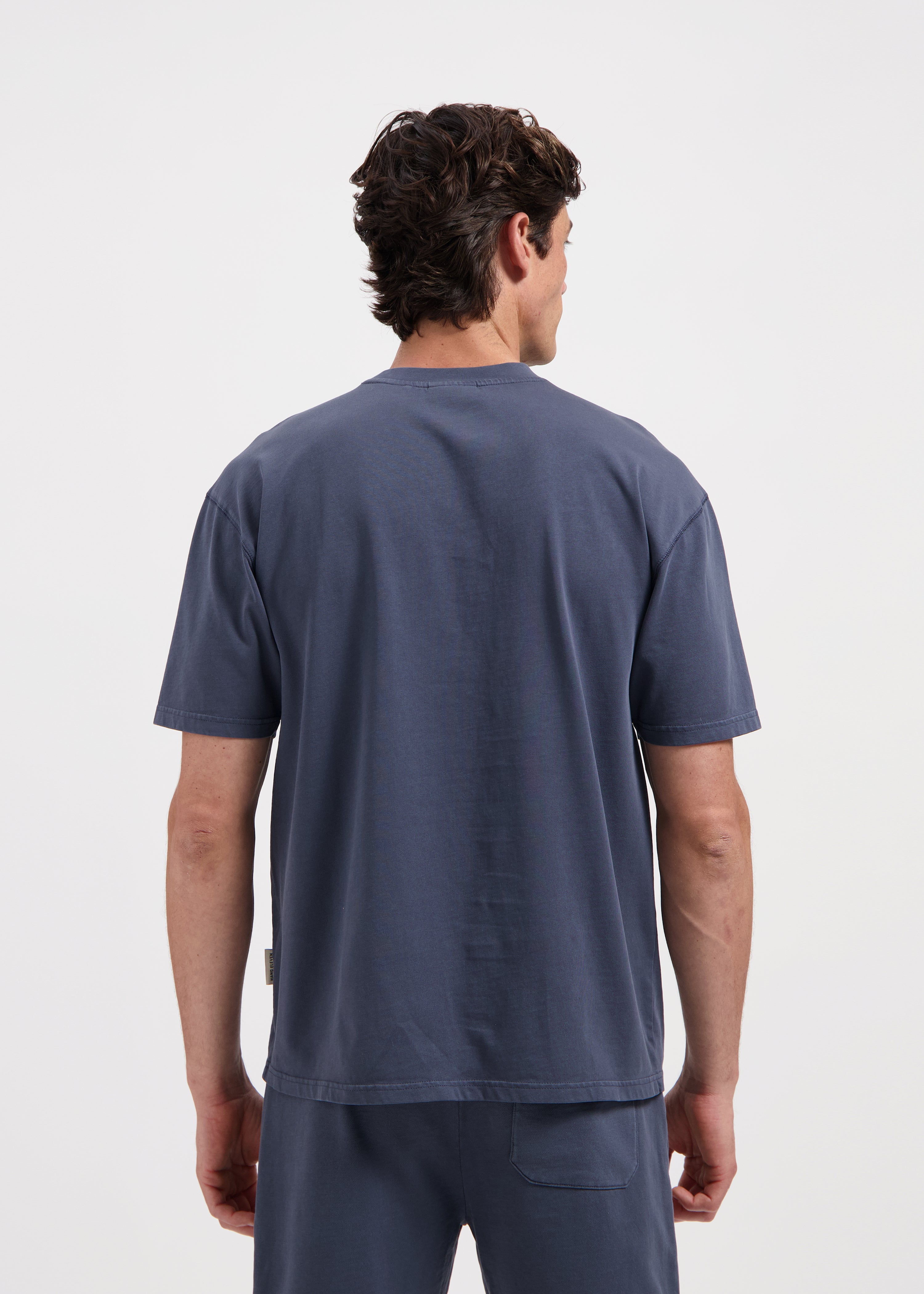 Washed Essential Tee - Ombre Blue