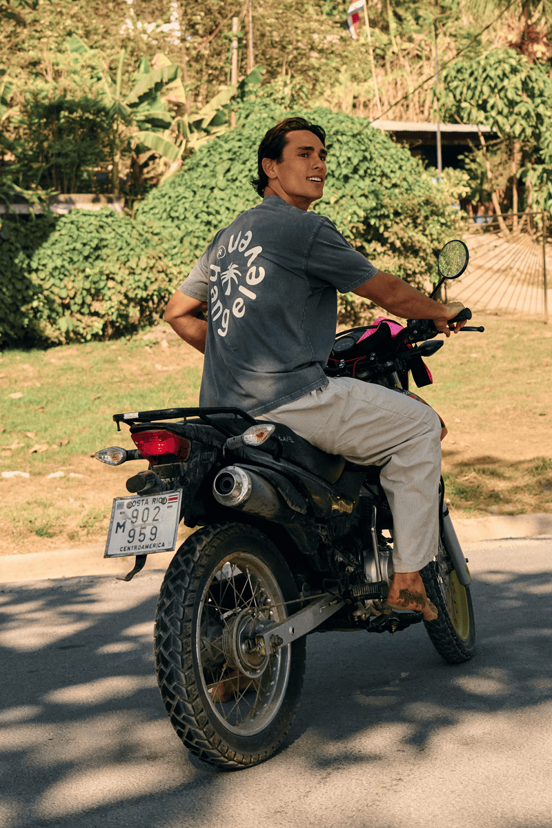 Palm Tee – Washed Grey