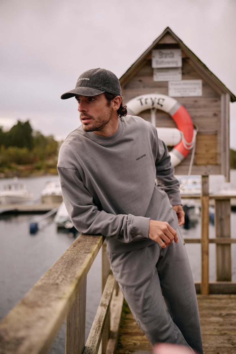 Premium Blanks Crewneck - Washed Grey