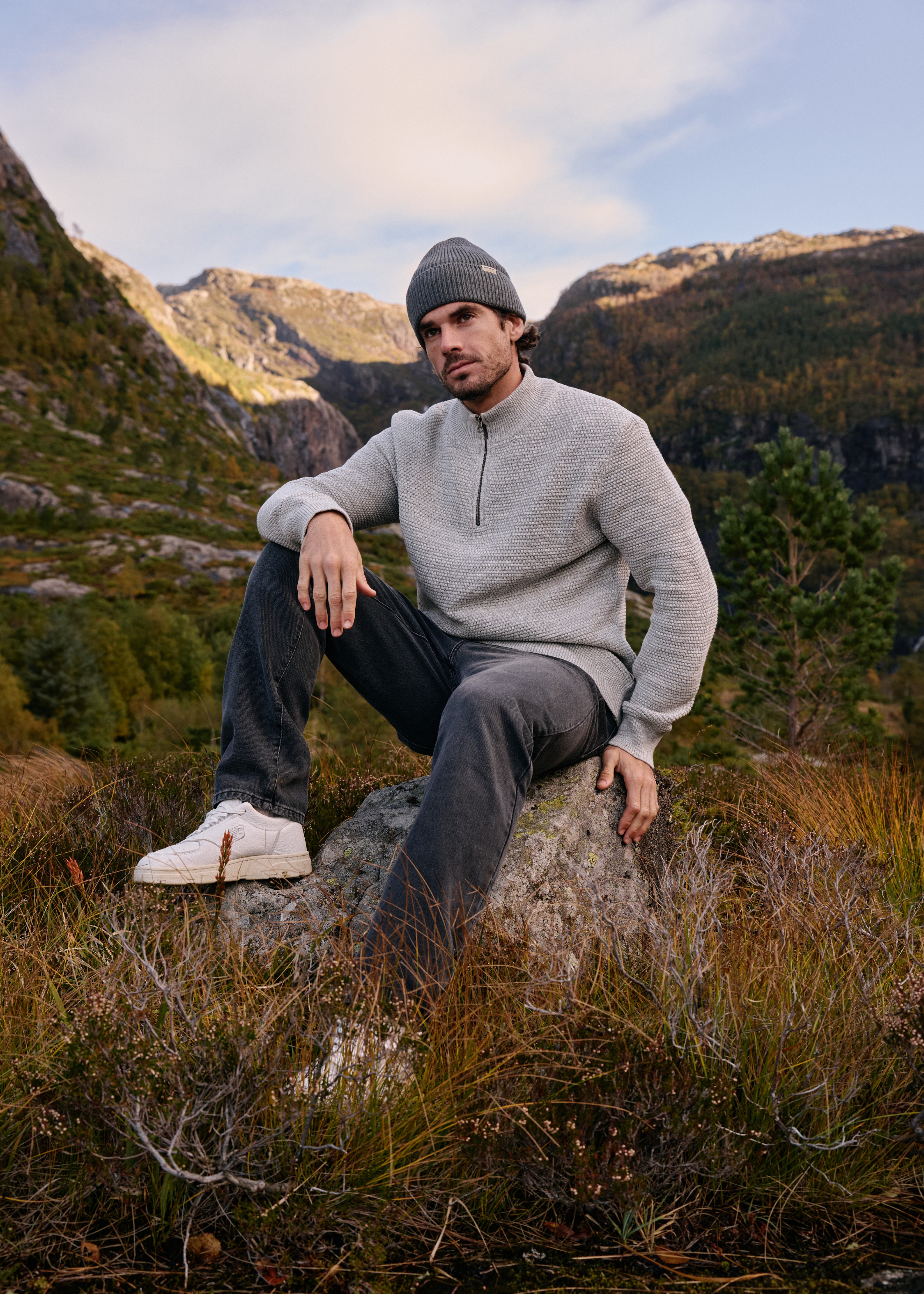 Structure Half Zip Knit - Grey Melee