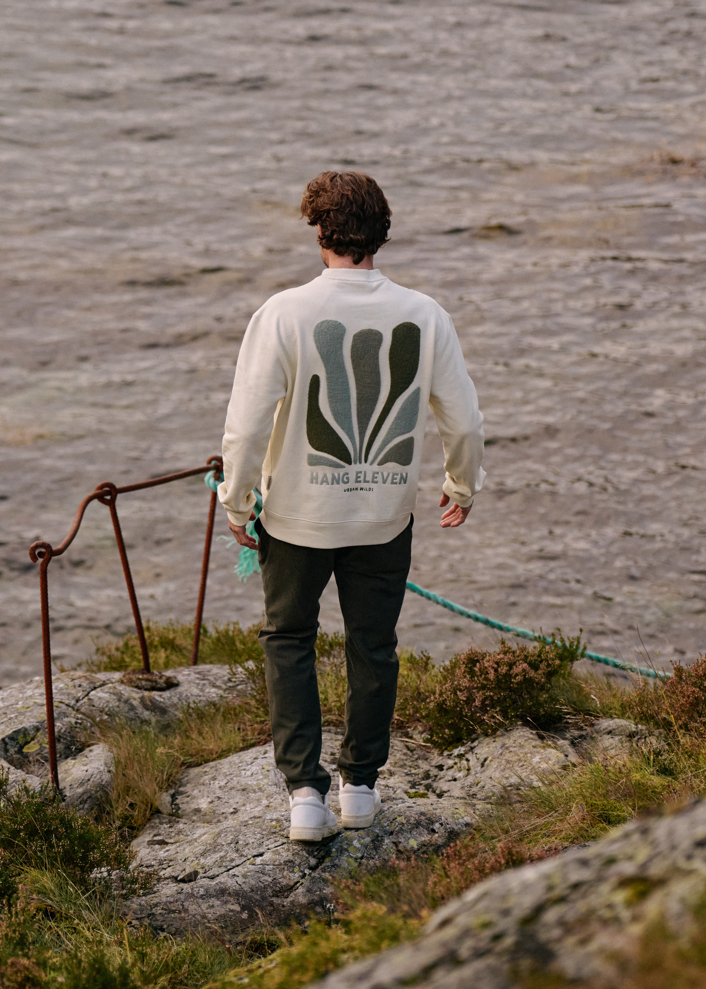 Florae Crewneck - Light Sand