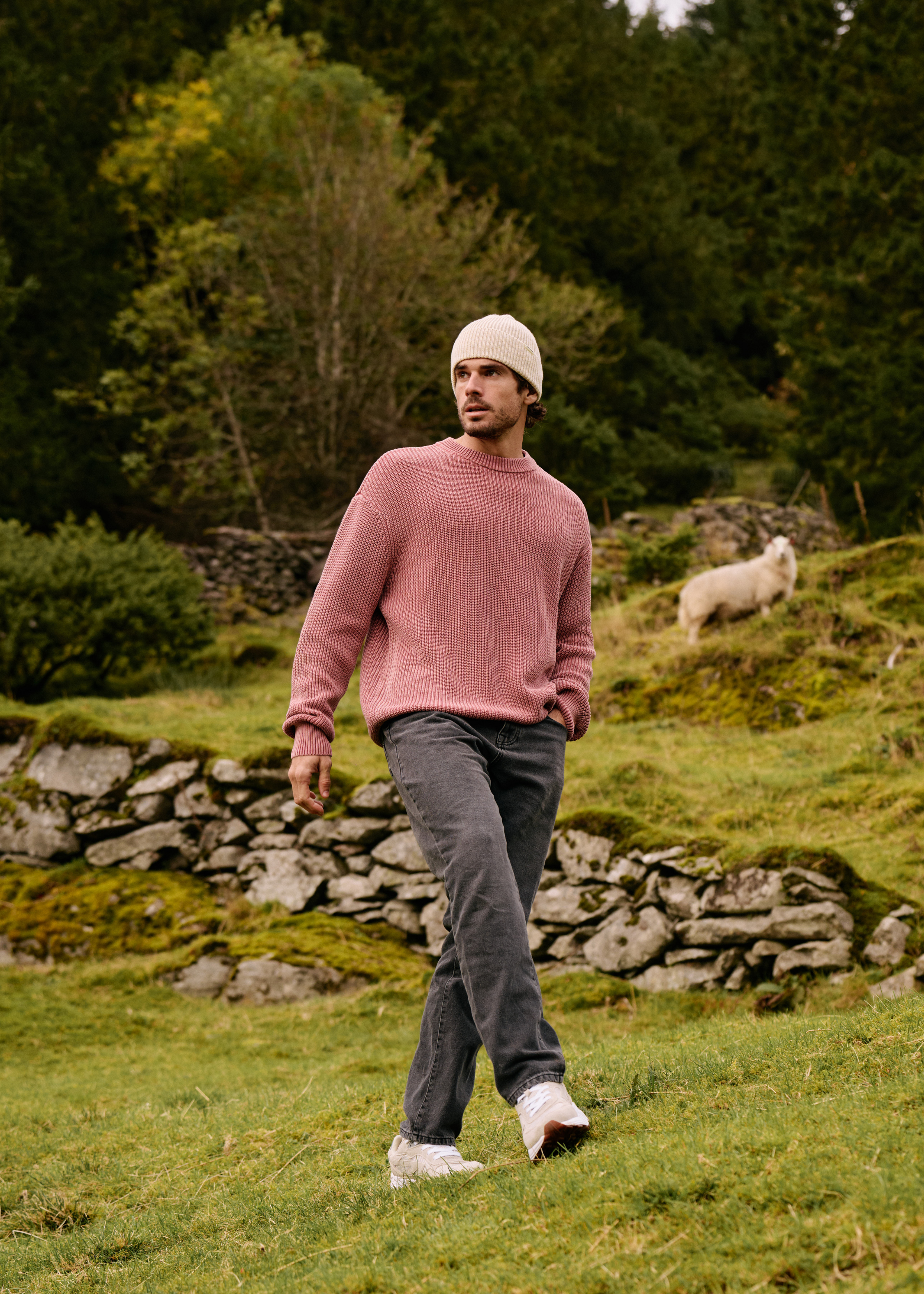 Gewaschener Strickpullover mit Rundhalsausschnitt – Rot