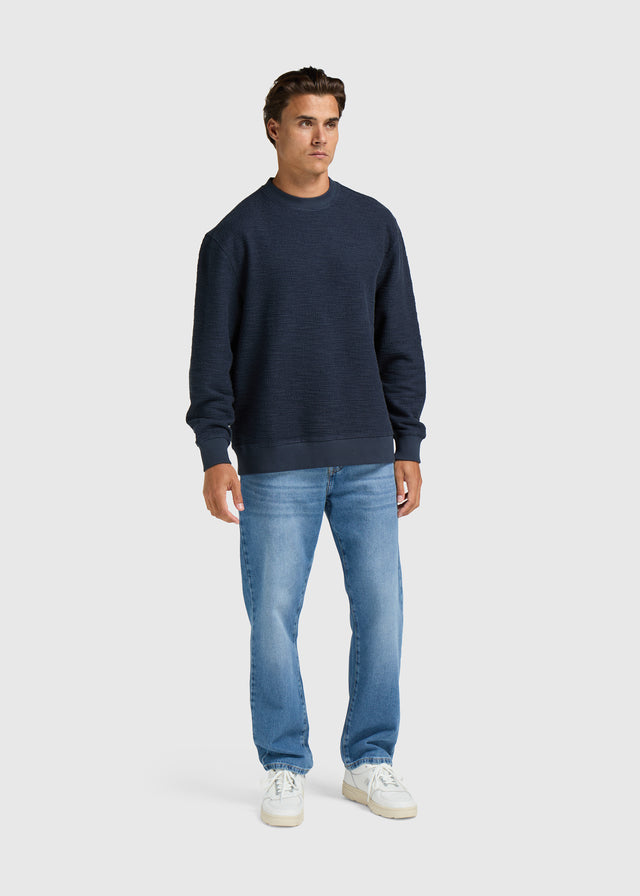 Bouclé-Rundhalsausschnitt – Ombre-Blau
