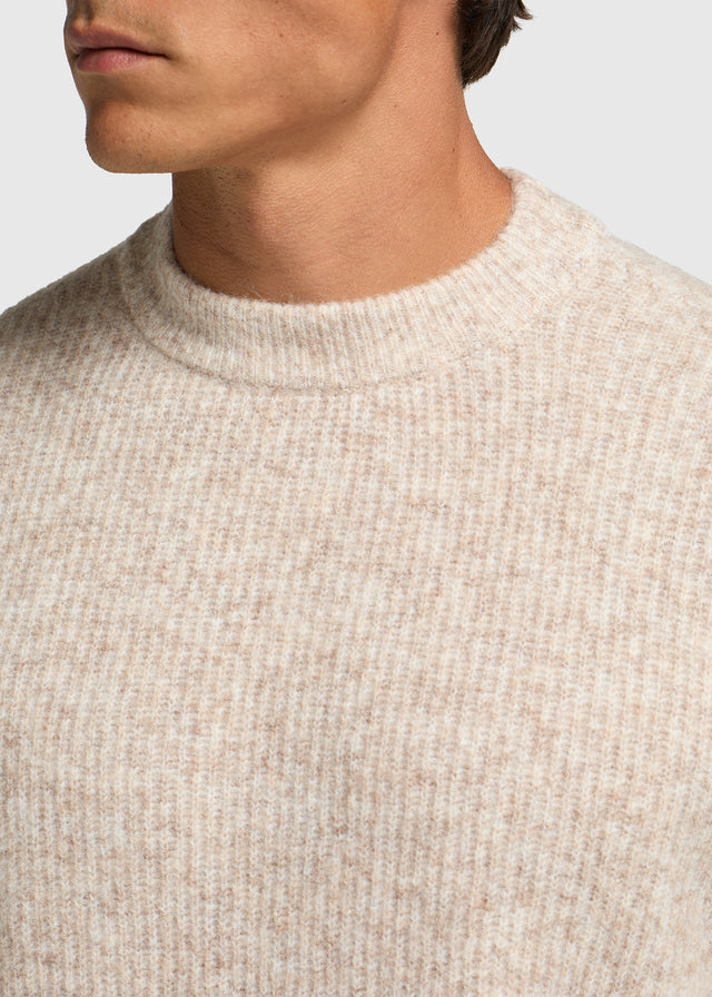 Entspannter Strickpullover mit Rundhalsausschnitt - Sand Melange