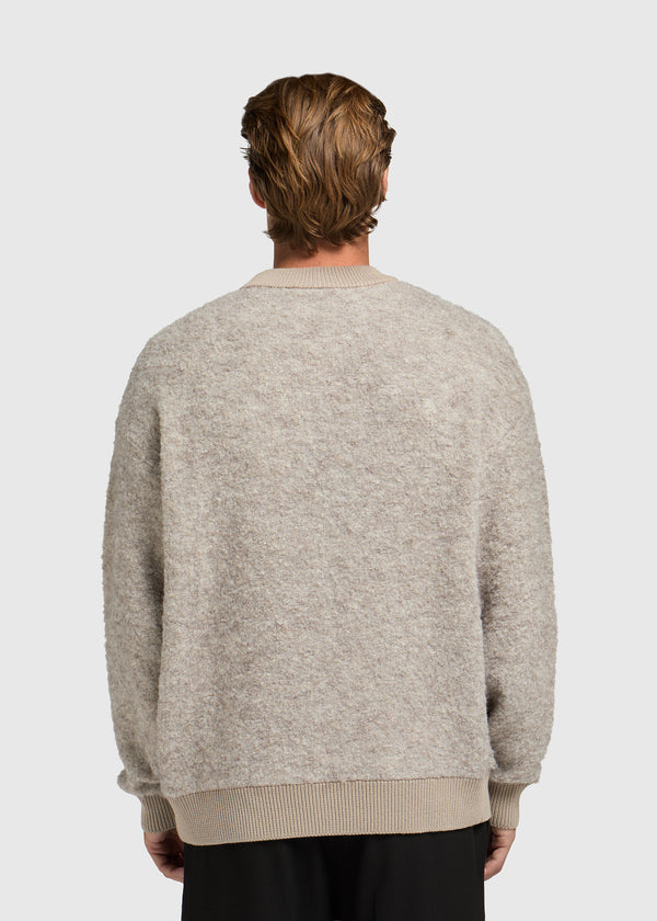 Bouclé-Strickpullover mit Rundhalsausschnitt – Dunkler Sand