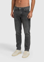 The Clean Regular Jeans - Black