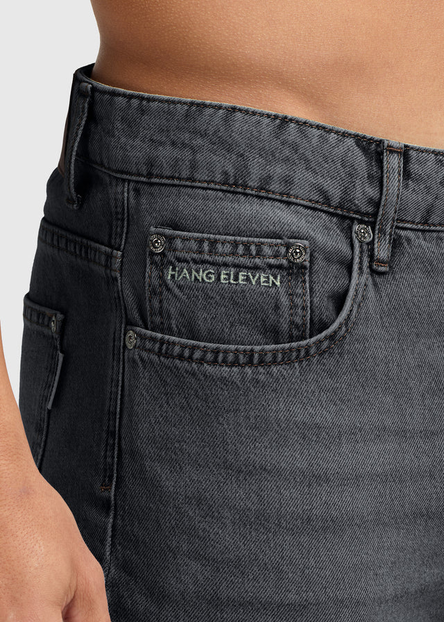 Die Clean Straight Jeans – Schwarz