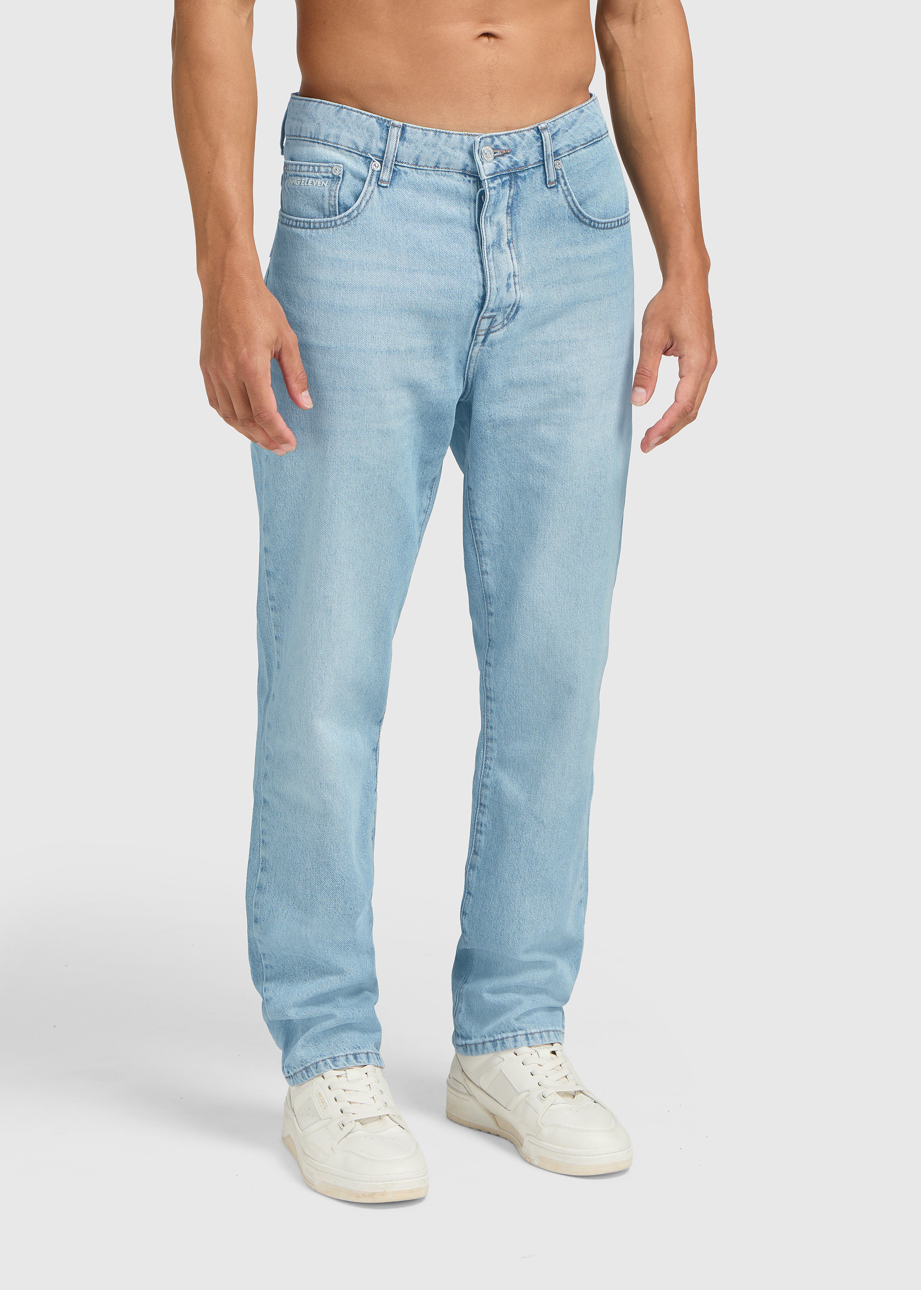 The Clean Straight Jeans - Blue Light – Hang Eleven