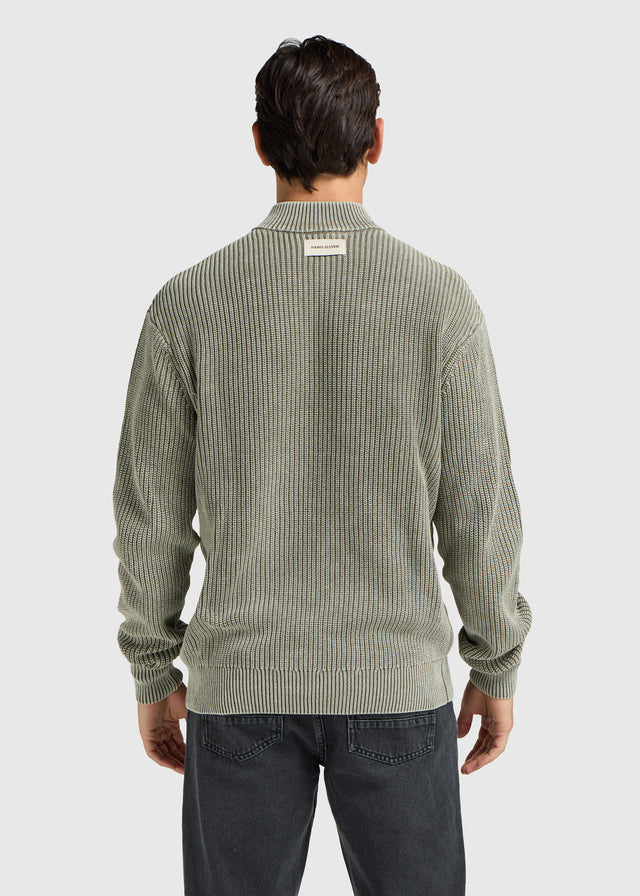 Gewaschener Strickpullover mit halbem Reißverschluss – Olivgrün