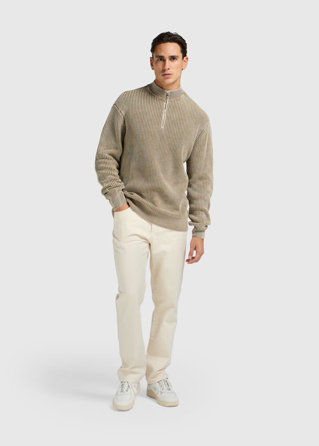 Verwaschener Strickpullover mit halbem Reißverschluss – Dunkelsand