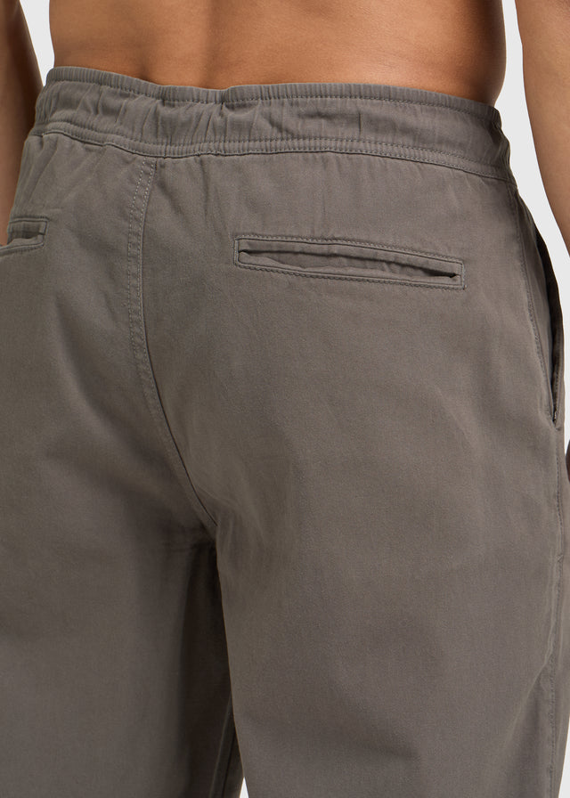 Le pantalon chino de plage - Gris foncé