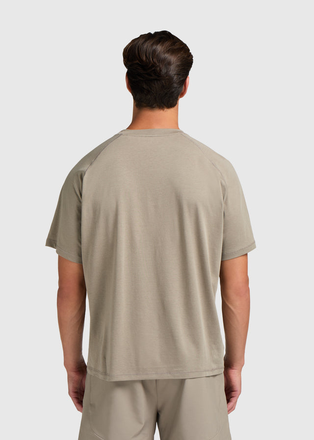 Active Performance Tee - Dark Sand