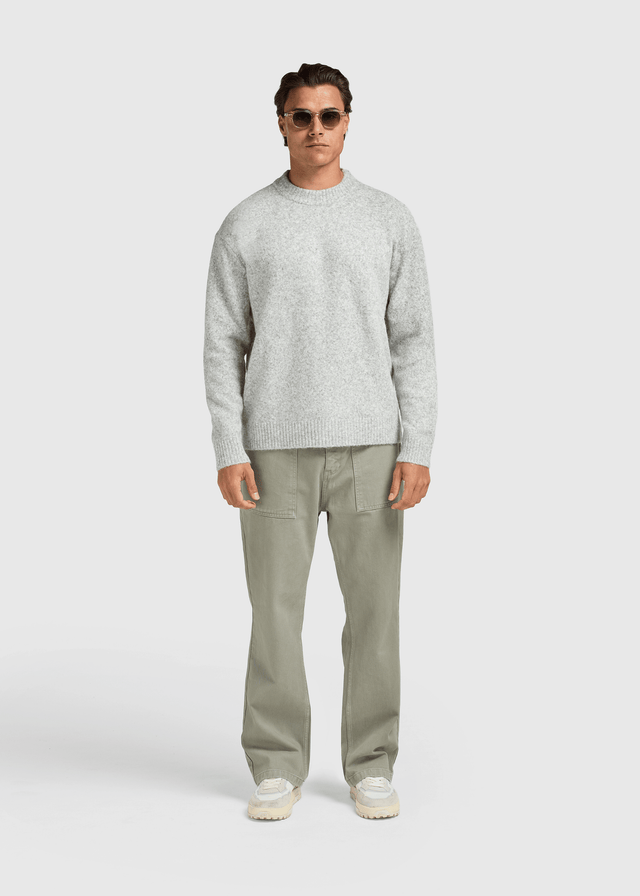 Strickpullover mit Rundhalsausschnitt – Grau meliert