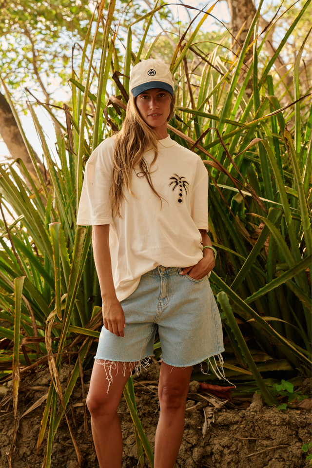 The Jay Tee - Off White