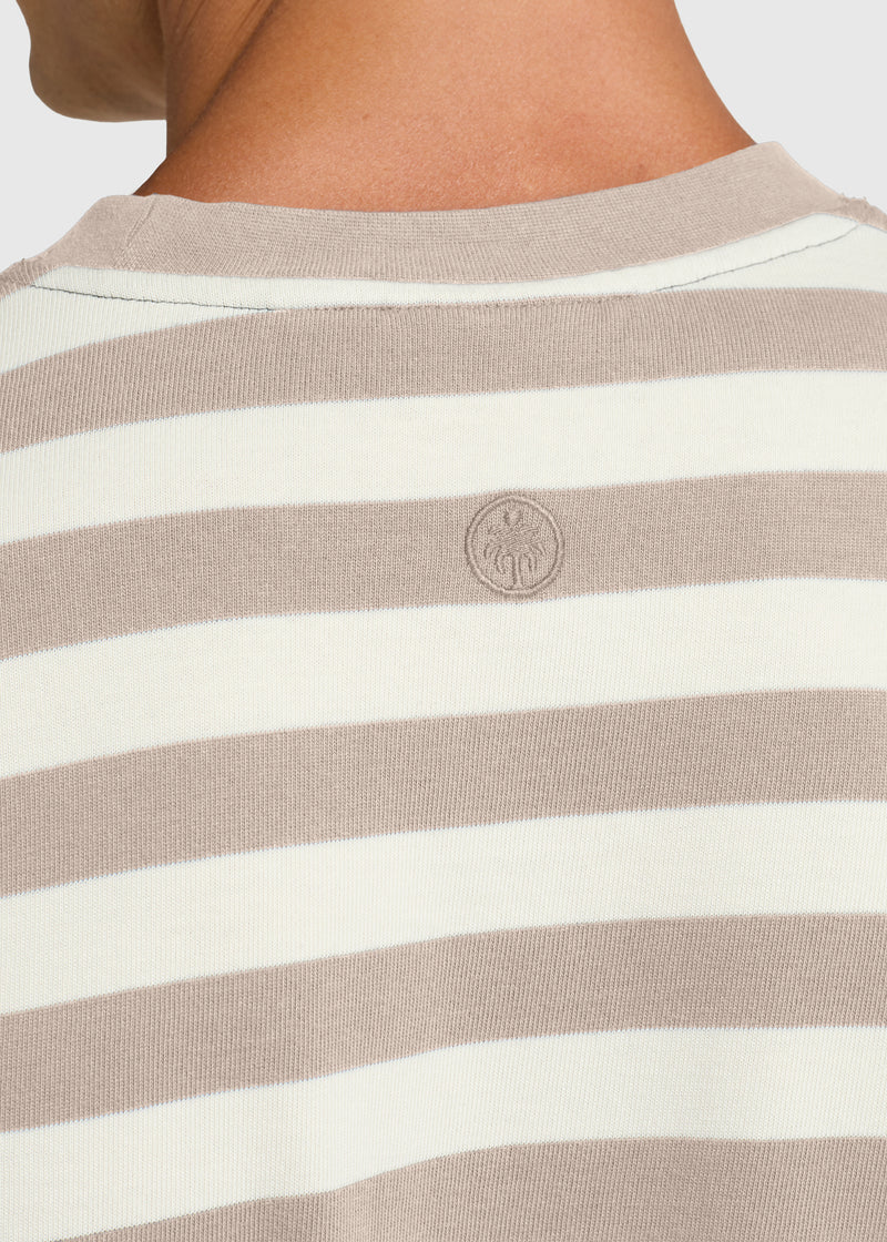 Badge Longsleeve - Dove