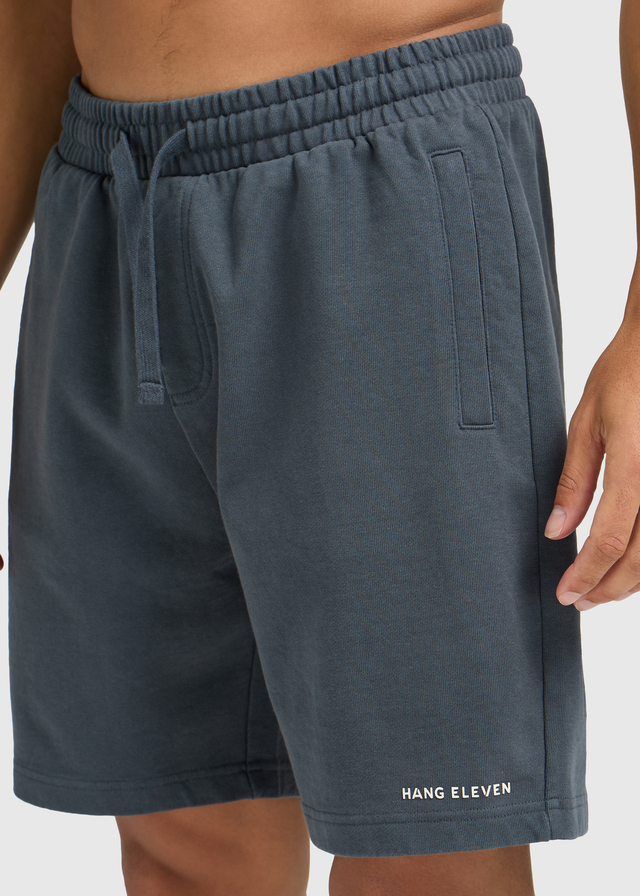 Essential Sweat Short - Ombre Blau