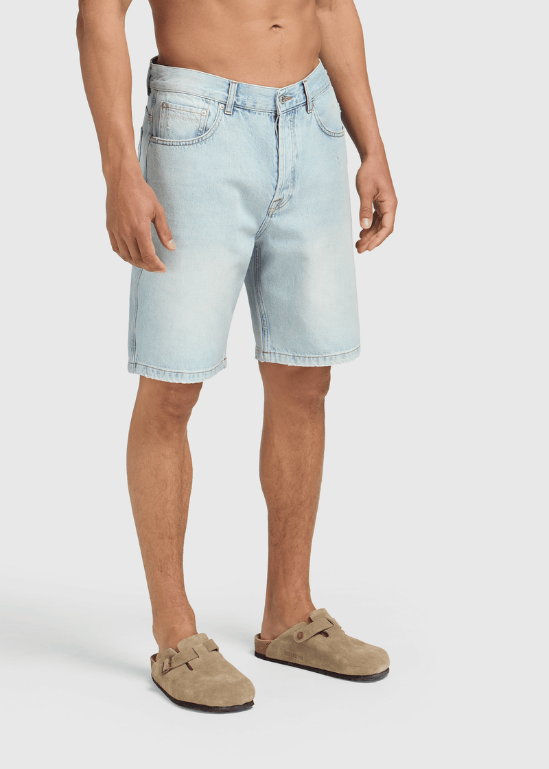 Clean Denim Short - Light Blue