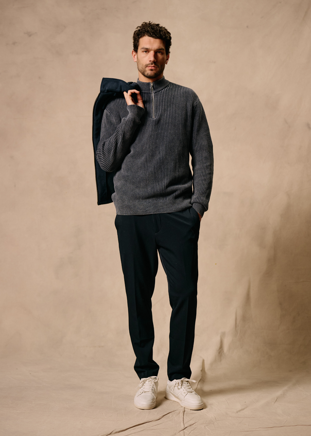 Washed Half Zip Knit - Navy Blue