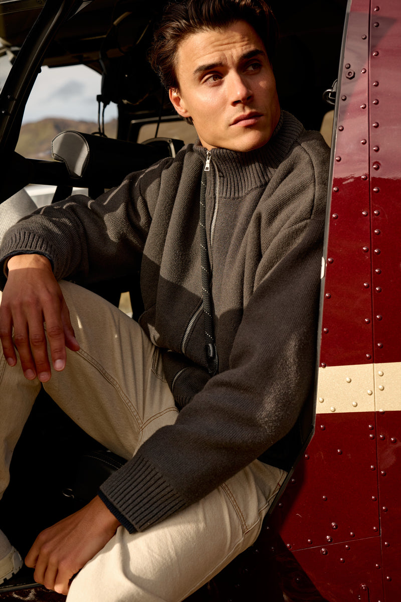 Knitted Full Zip Vest - Anthracite