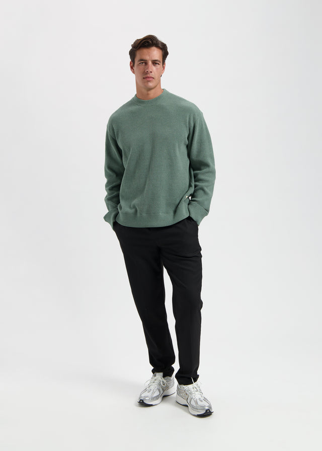 Strickpullover mit Rundhalsausschnitt – Schiefergrün