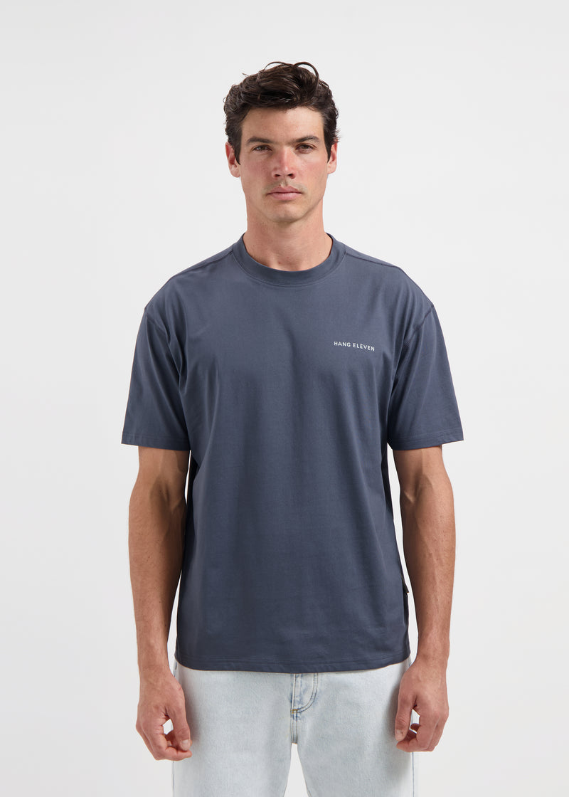 Marken-T-Shirt – Ombre-Blau