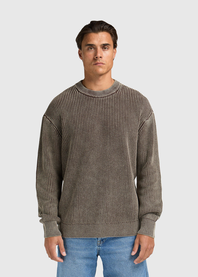 Gewaschener Strickpullover mit Rundhalsausschnitt – Acid-Wash-Optik