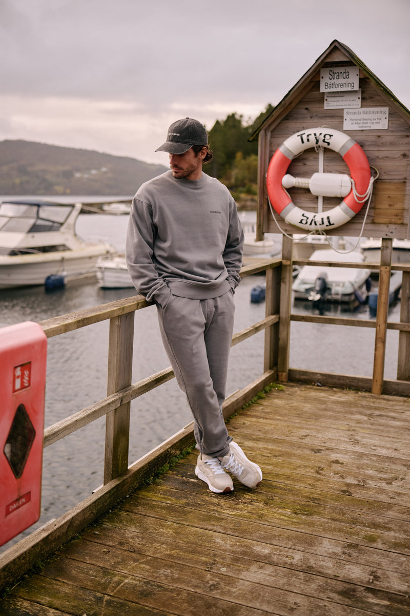 Premium Blanks Crewneck - Washed Grey