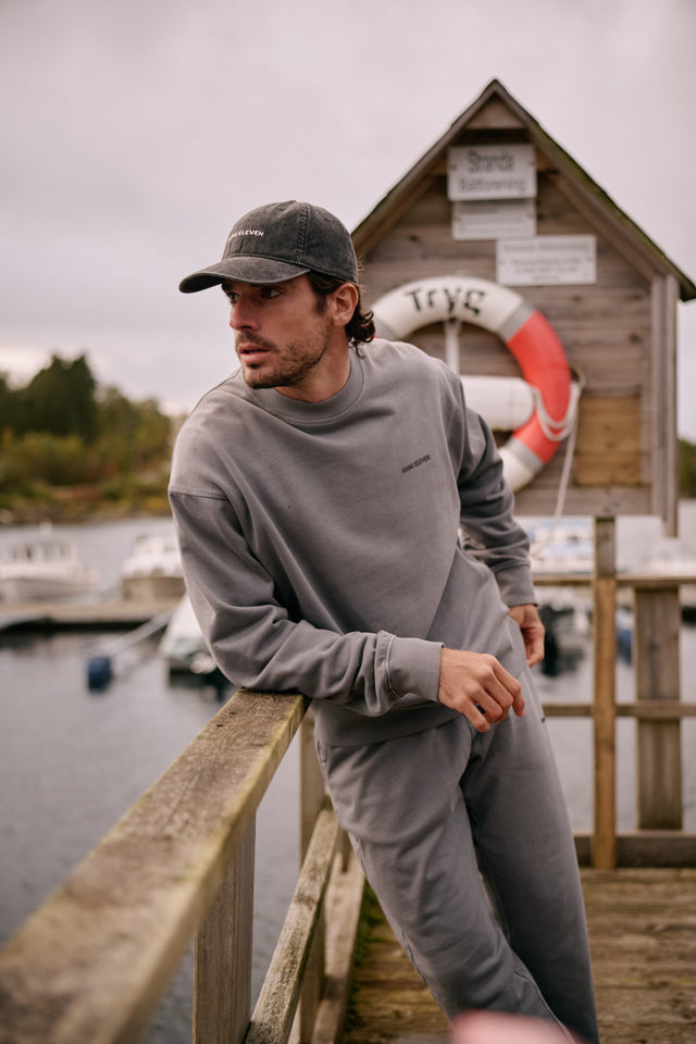 Premium Blanks Crewneck - Washed Grey