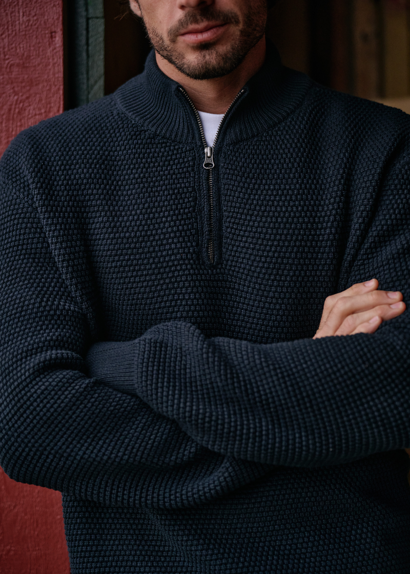 Strukturierter Strickpullover mit halbem Reißverschluss – Marineblau meliert