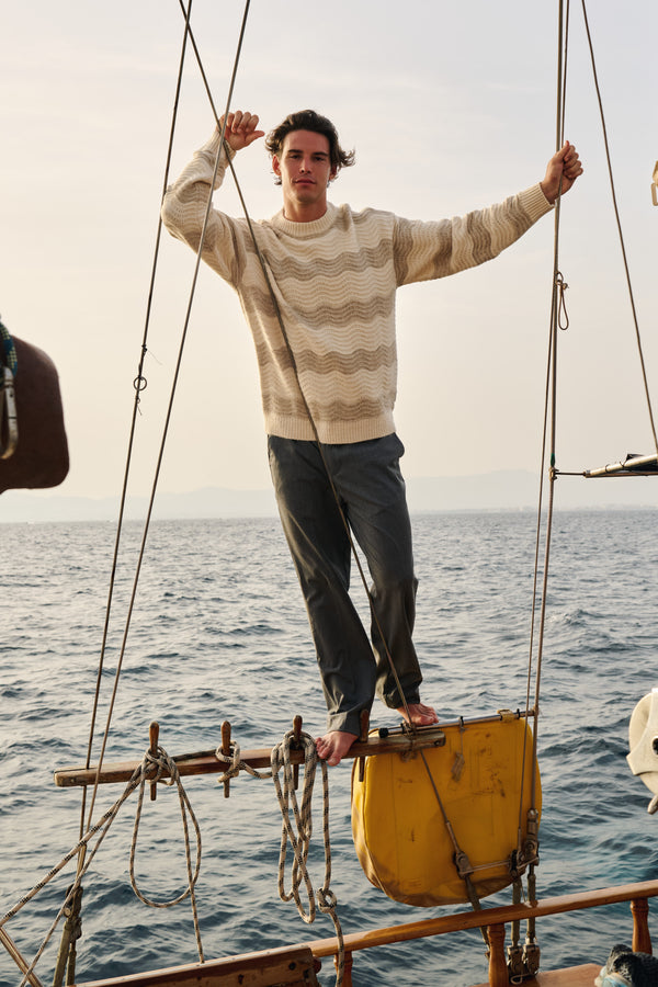 Wave Knitted Crewneck - Sand