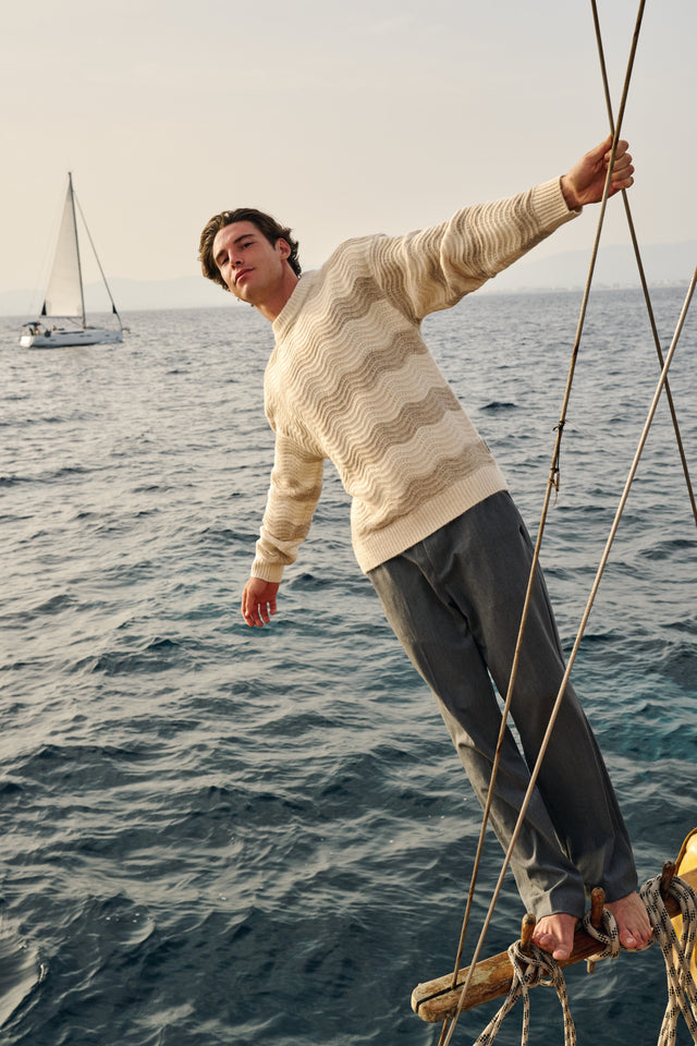 Wave Knitted Crewneck - Sand